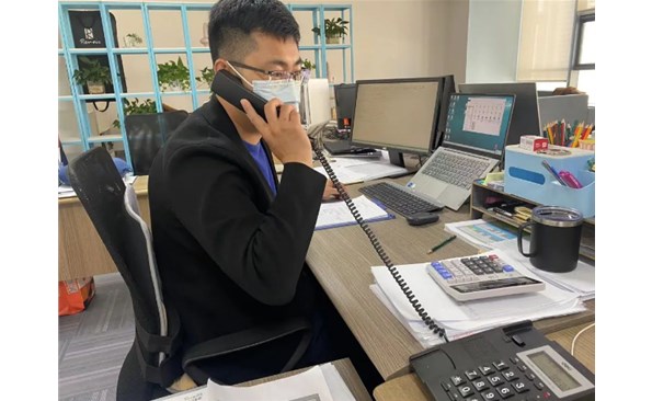 全力以“复”，，，，，，，，疫情防控与企业经营“两手硬”